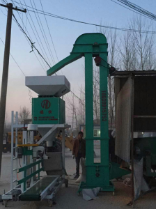 玉米包裝秤使用現場