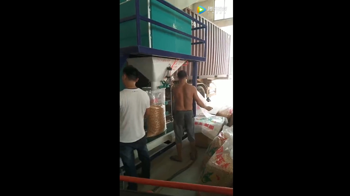 海南省海口市玉米包裝機使用現場